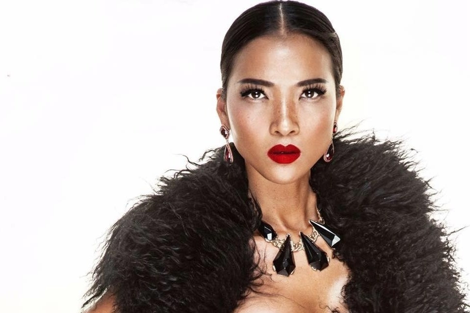  Cuộc sống như mơ của 'Gái nhảy' Bằng Lăng tuổi 46 bên chồng Tây và hai con 