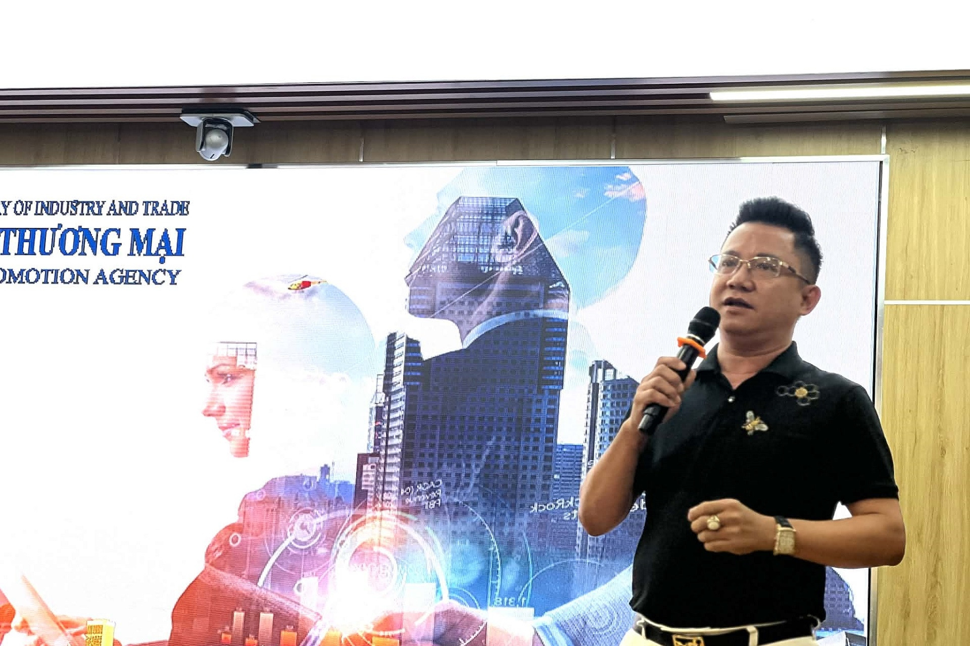 Nền tảng Decobiz giúp thương hiệu Việt tiếp cận thị trường toàn cầu