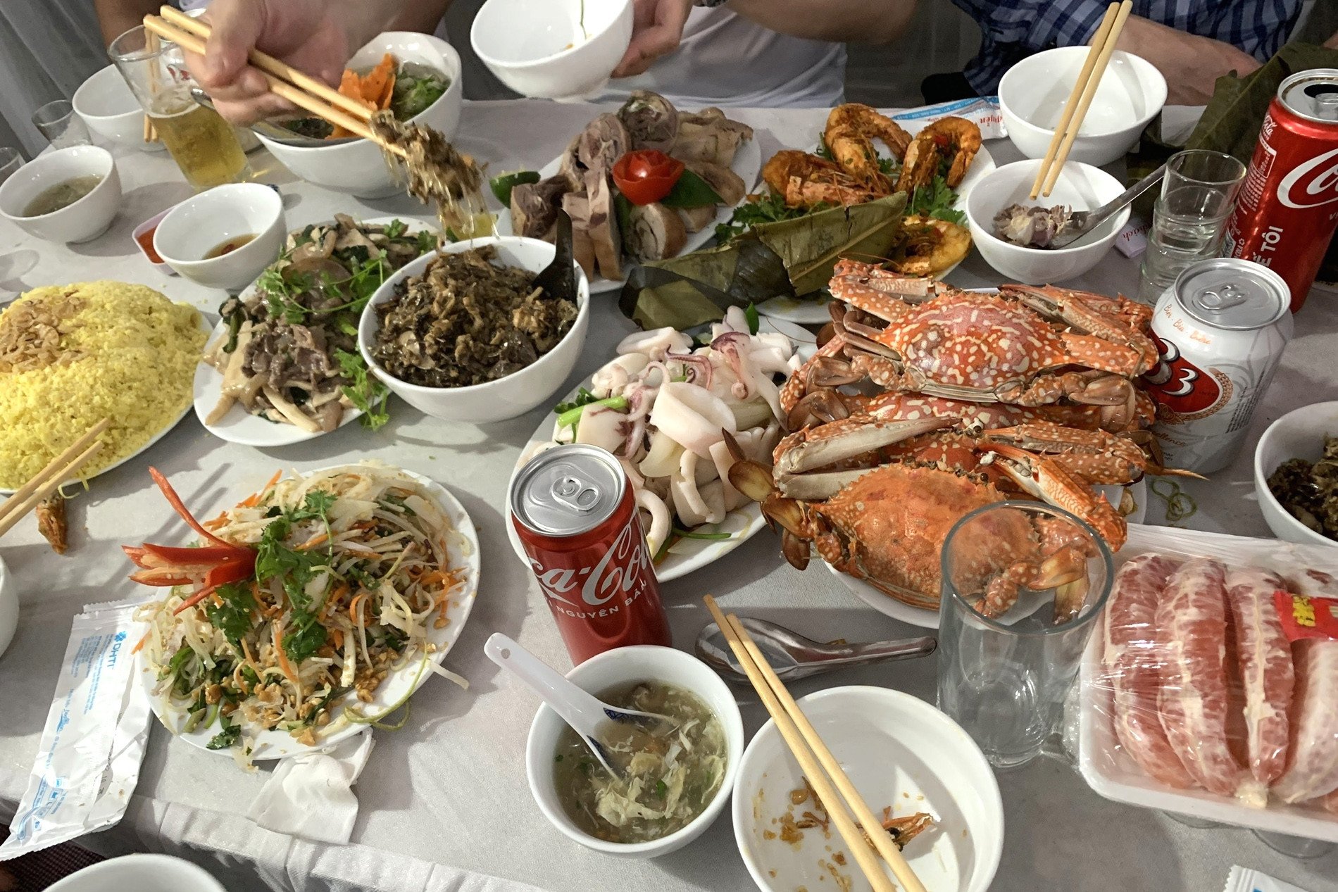 Nhà gái chi 200 triệu đồng làm đám cưới, lỗ 70 triệu vẫn thấy ấm lòng