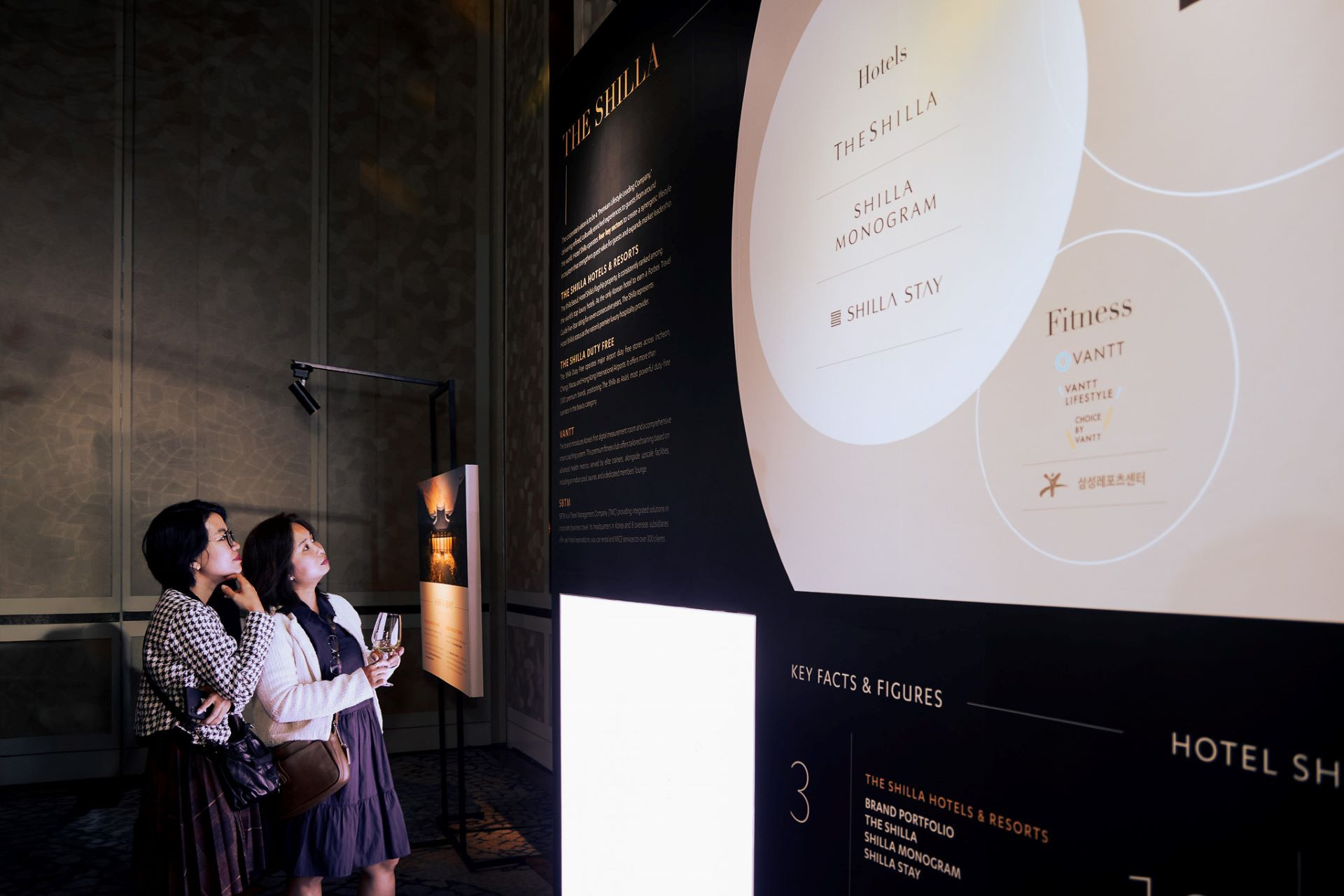 Shilla Monogram ảnh 4.jpg