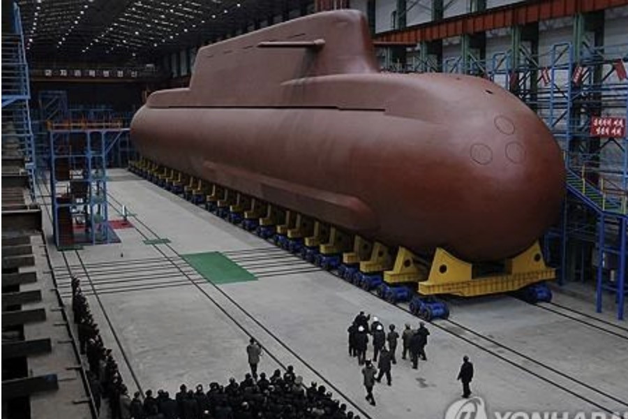 Triều Tiên hé lộ tàu ngầm đầu tiên chạy bằng năng lượng hạt nhân