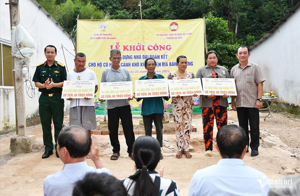 W-Anh Giang 2512   2.jpg