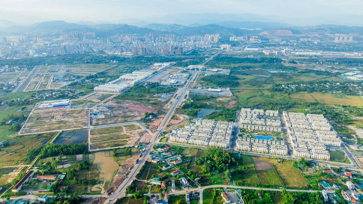 A2 (7) hfja6ksjakf7nfankgh.jpg