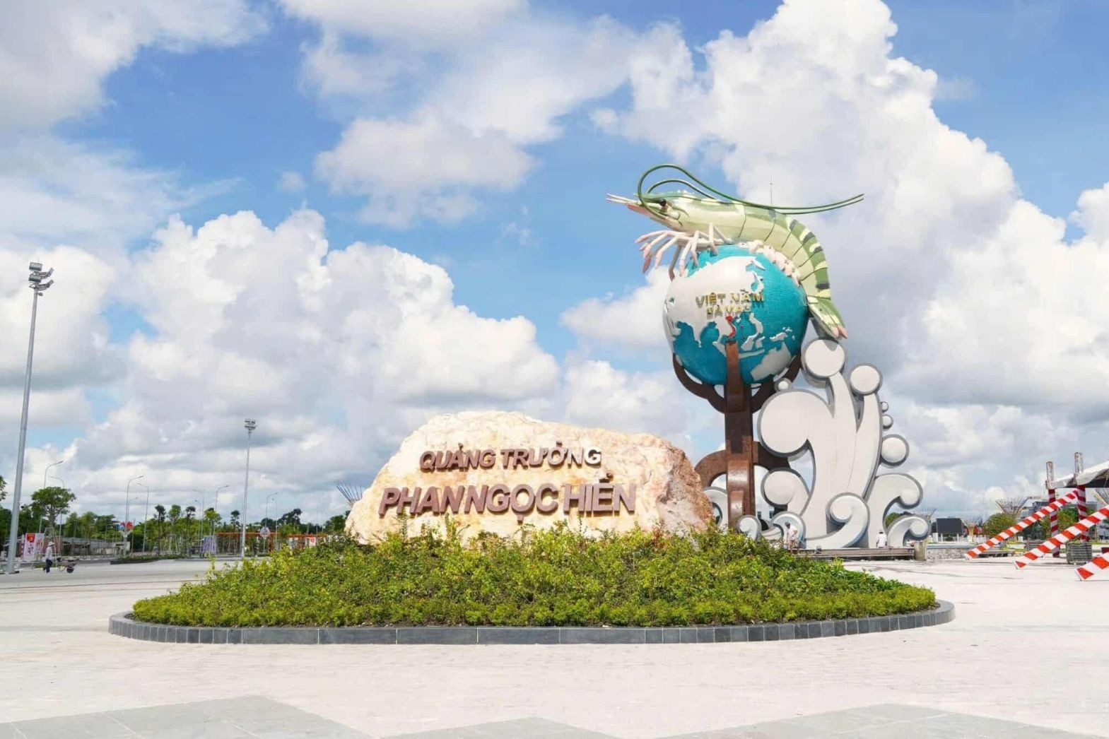 Cà Mau khánh thành loạt công trình với tổng vốn đầu tư hơn 2.400 tỷ đồng