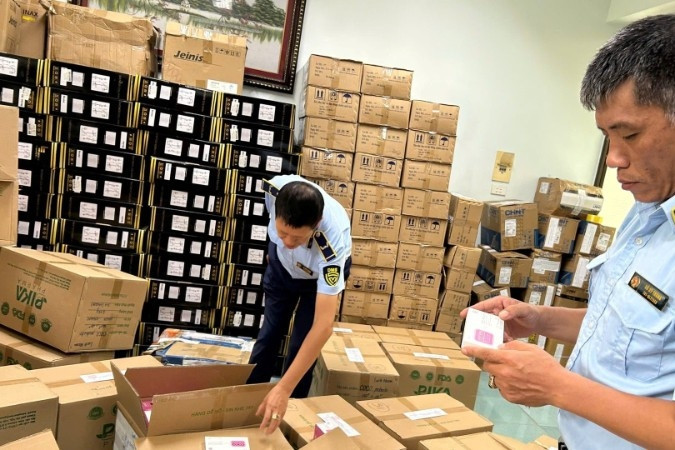 Công tác chống hàng giả trên thương mại điện tử đạt nhiều kết quả tích cực