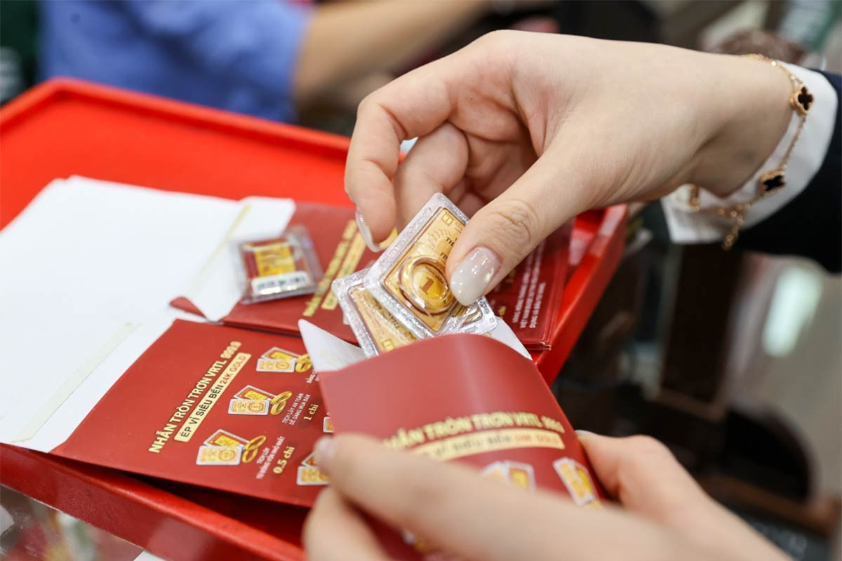 Giá vàng nhẫn Bảo Tín Minh Châu đắt thêm 1 triệu, lập kỷ lục mới