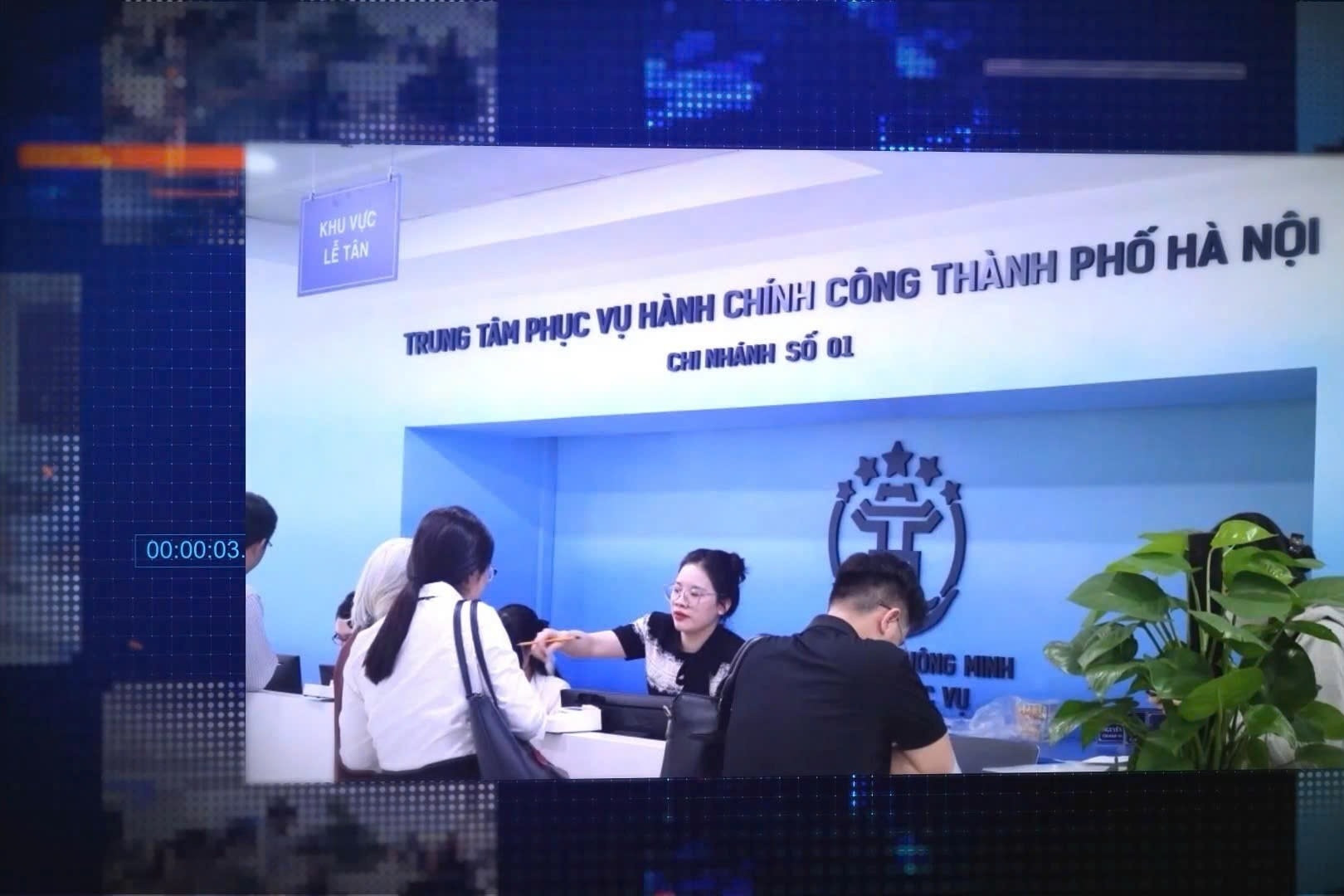 Hà Nội hướng tới chính quyền số phục vụ tận tâm