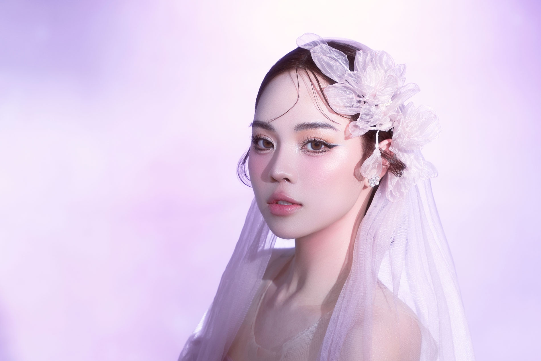 Mai Diệu Ly tỉnh thức bằng âm nhạc, rapper Xệ Xệ ra MV với các em bé triệu view