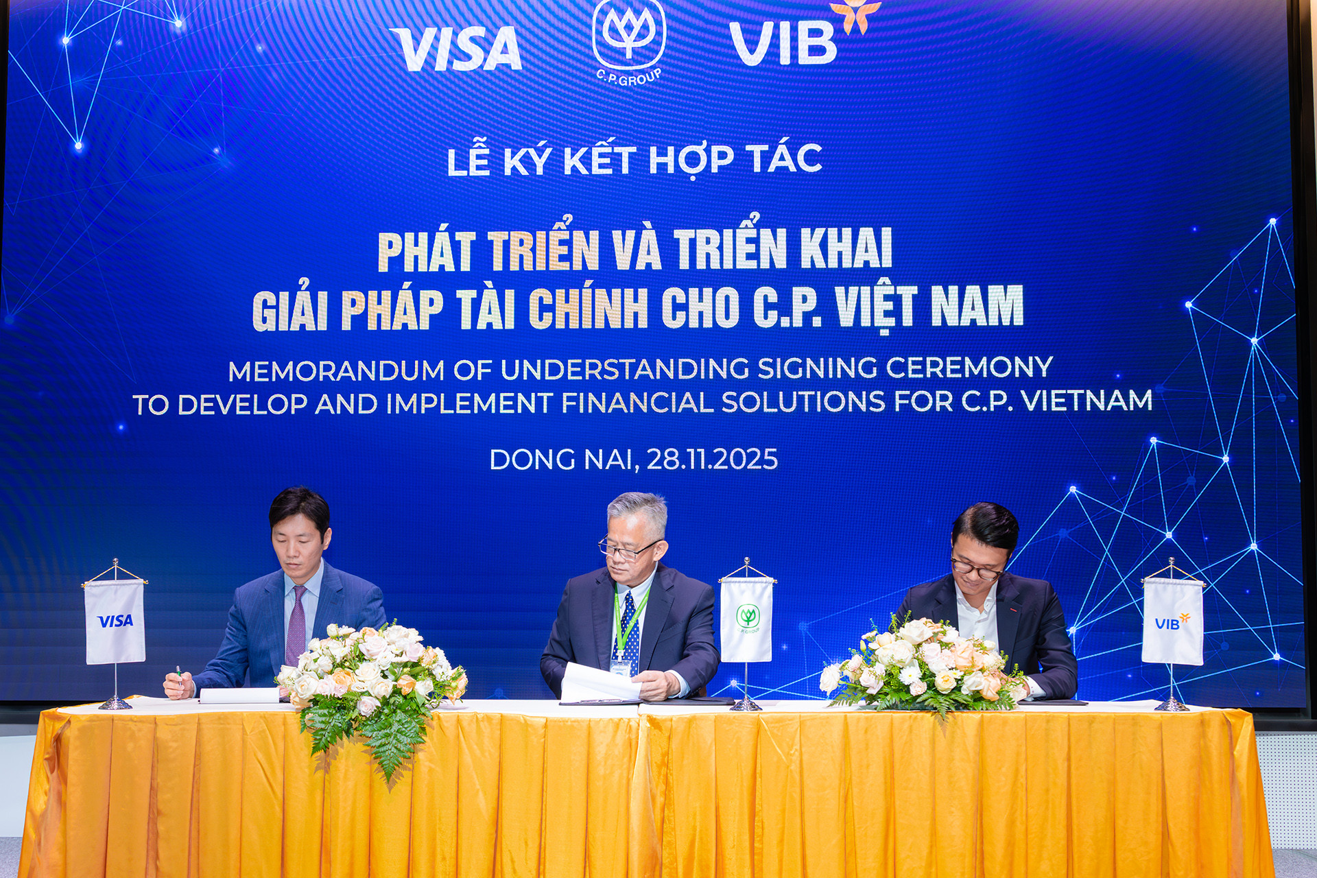 Hình ảnh tại Lễ ký kết Hợp tác .jpg