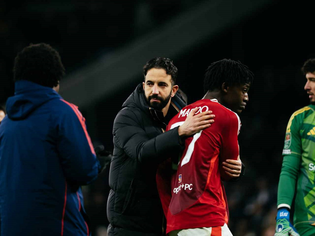 Ruben Amorim Kobbie mainoo MUFC.jpg