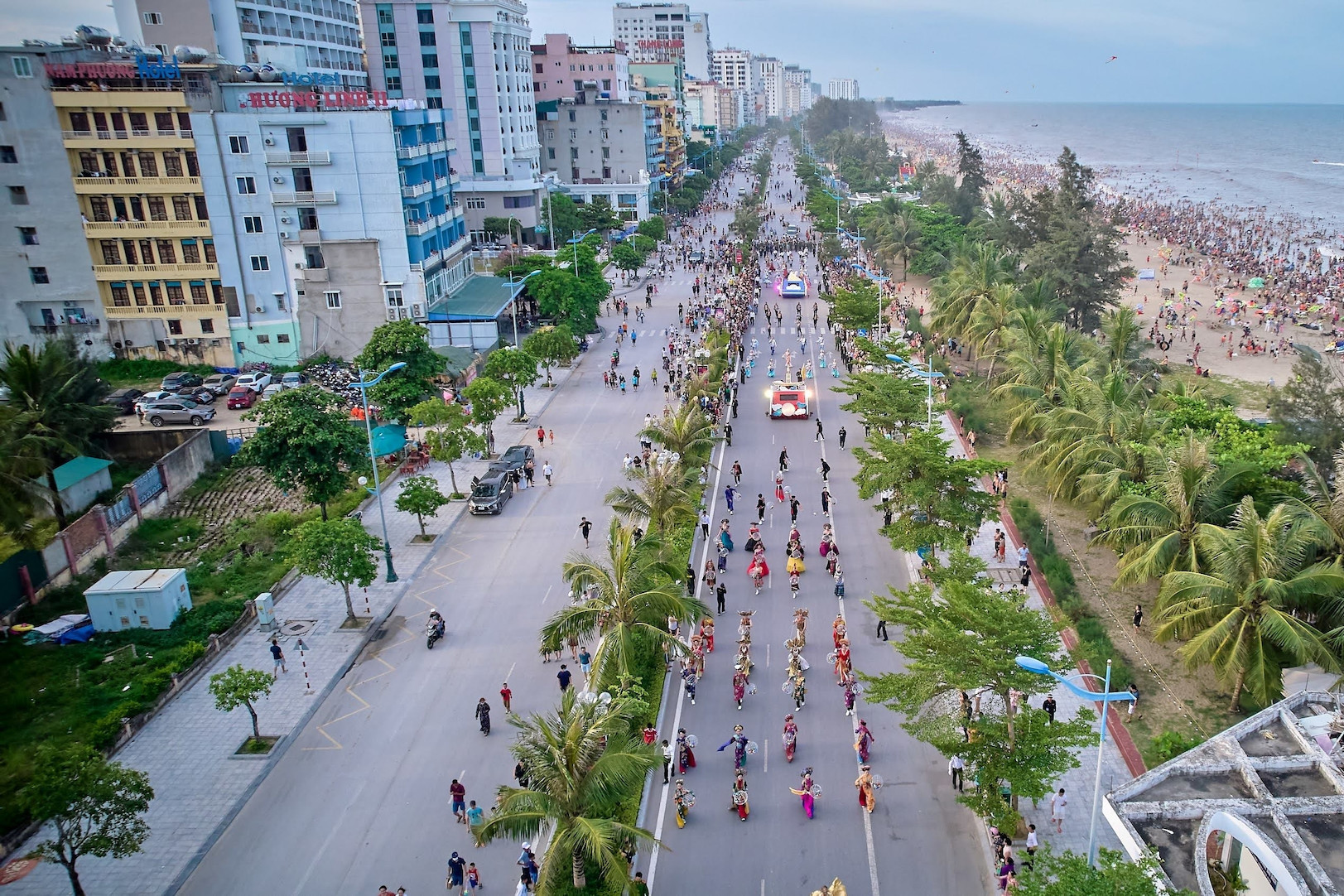  Sầm Sơn bố trí nhiều điểm tắm tráng và trông giữ xe miễn phí cho du khách 