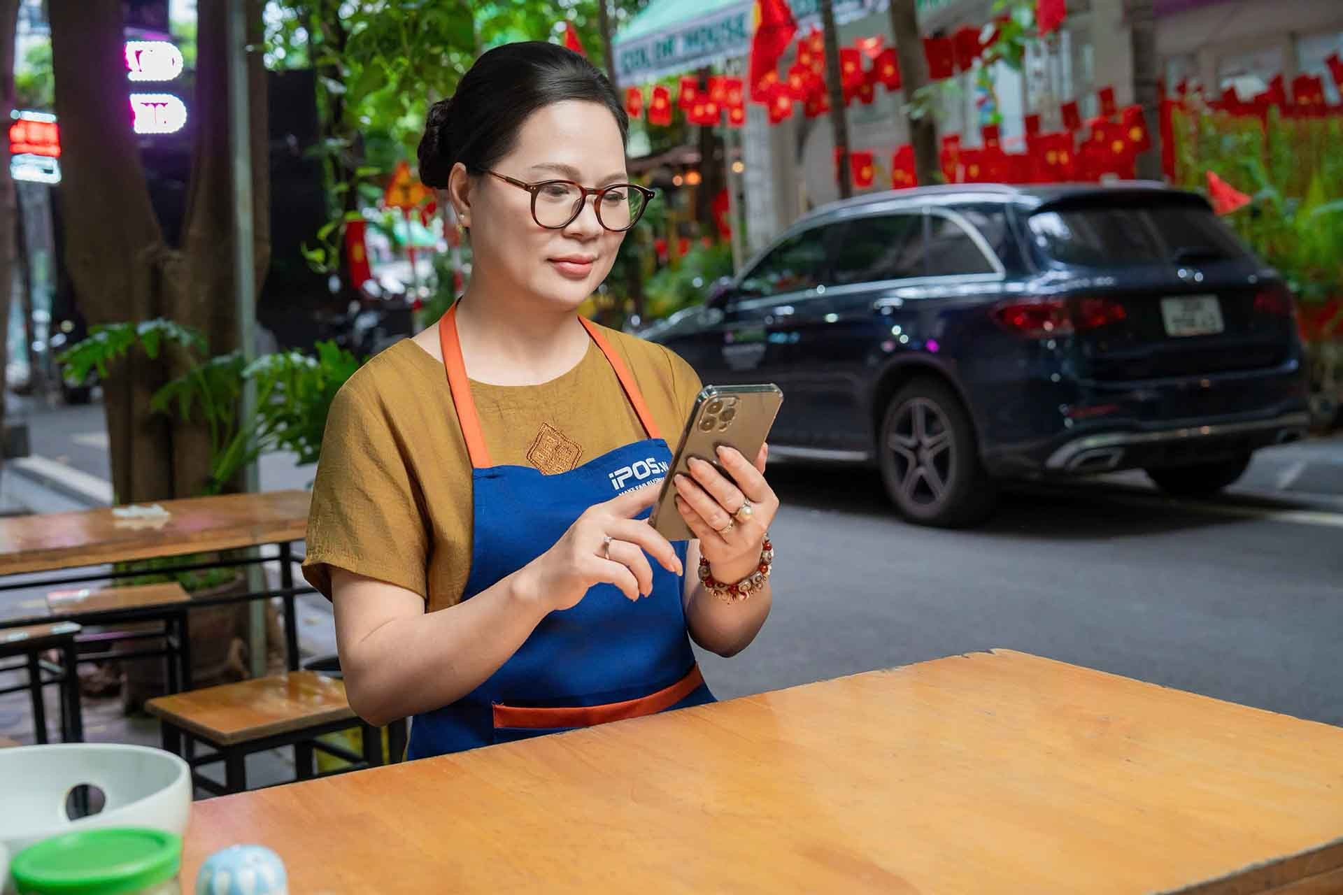 Sau một tuần ra mắt, hàng nghìn hộ kinh doanh đưa FABiBox vào vận hành