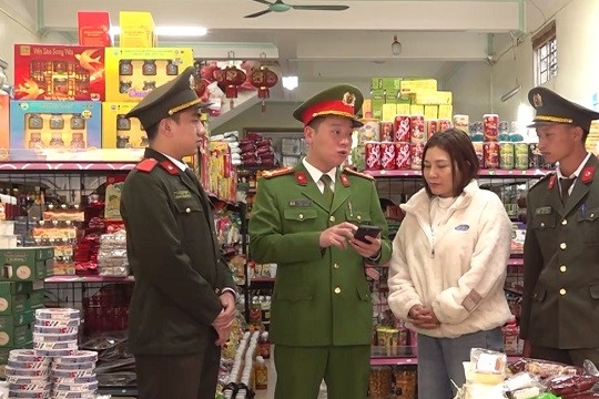 Tạo “lá chắn”, giúp người dân an toàn trên không gian mạng