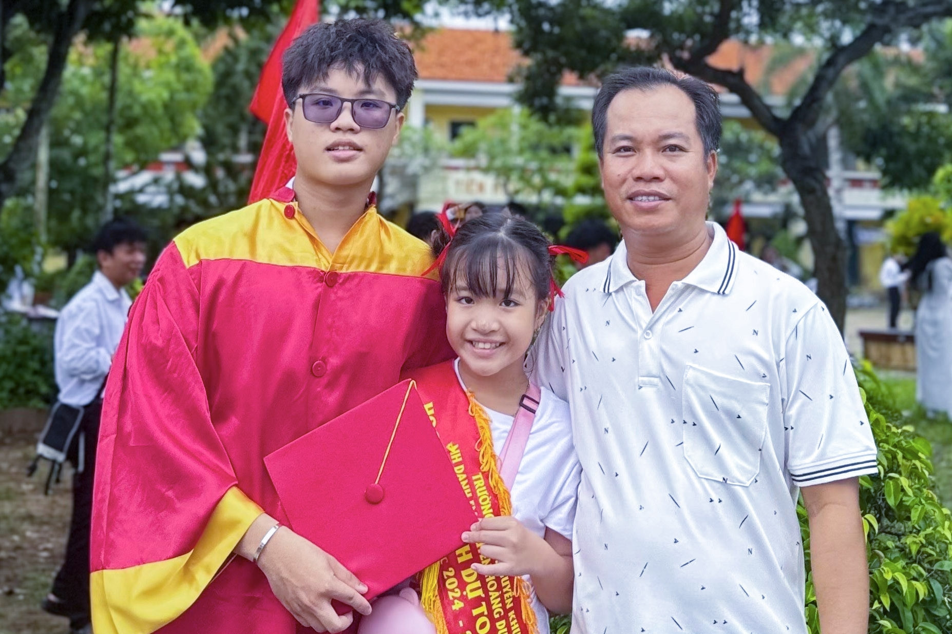 Từ vùng biên giới hẻo lánh thành sinh viên 1 trong những trường 'hot' nhất Việt Nam