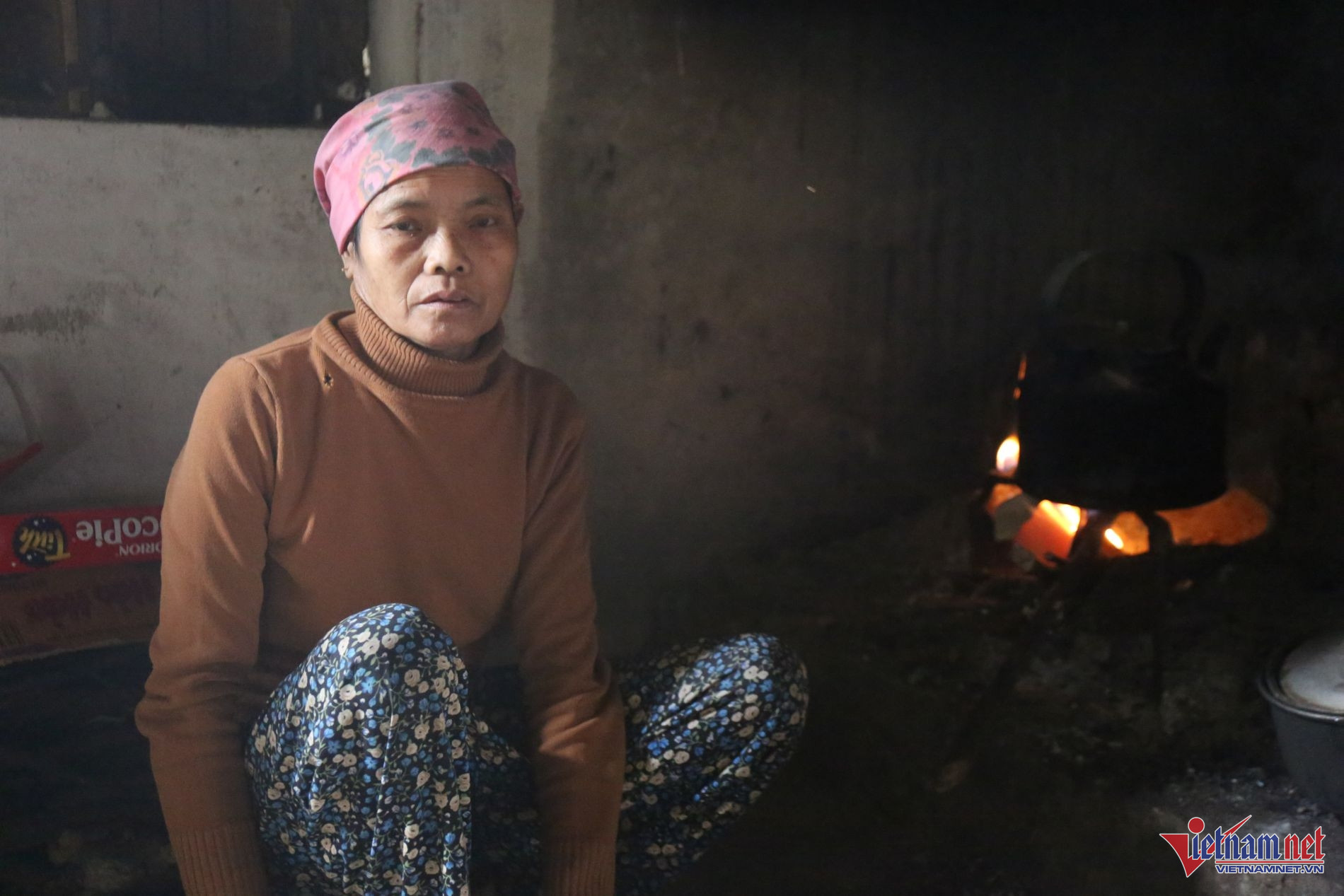 W-chỉ dám mong có ít tiền để sửa lại mái nhà đã hư hỏng, có tiền lo cho cháu bệnh tật. Còn số phận tôi, tôi không dám nghĩ xa hơn.JPG.jpg