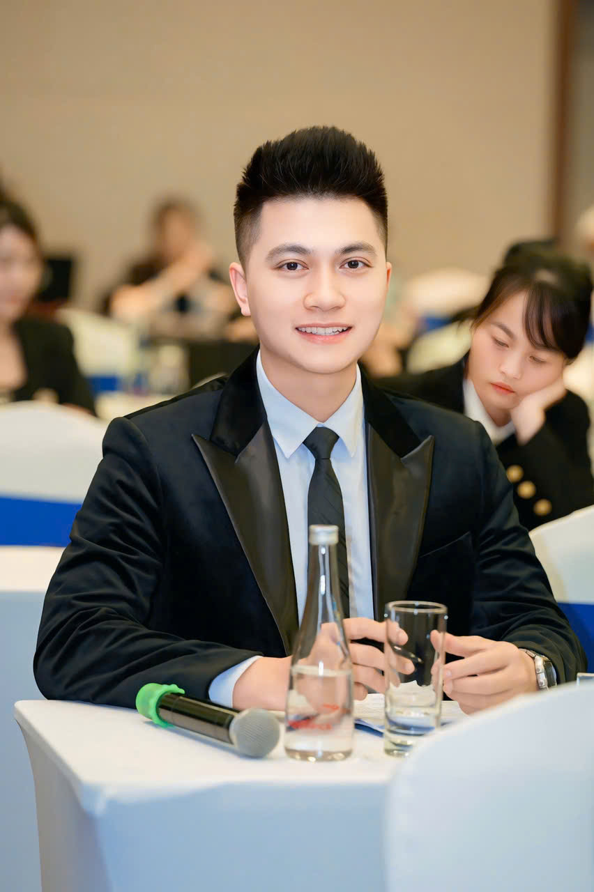 MC Đồng Thoại ảnh 1.jpg