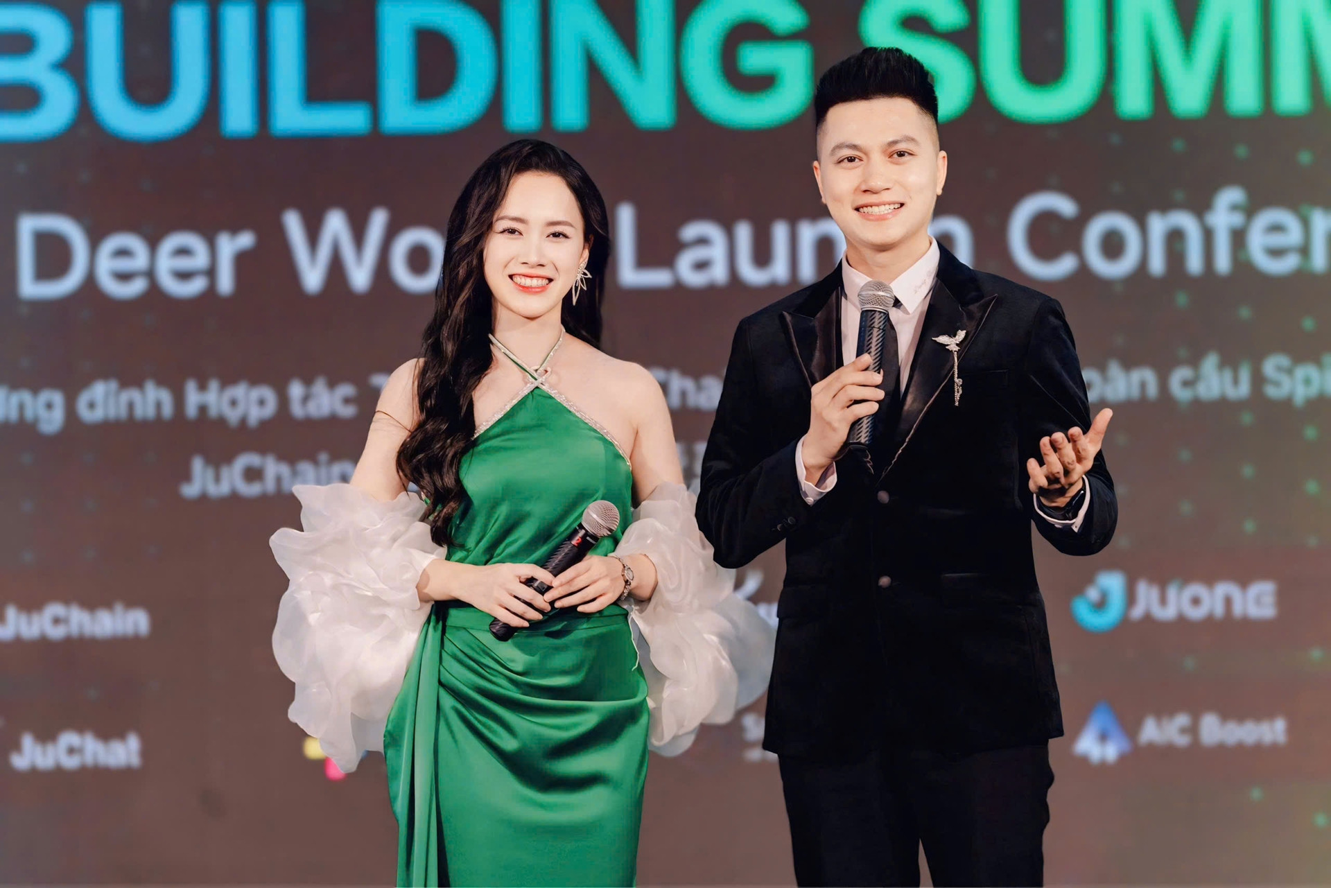 MC Đồng Thoại ảnh 2.jpg