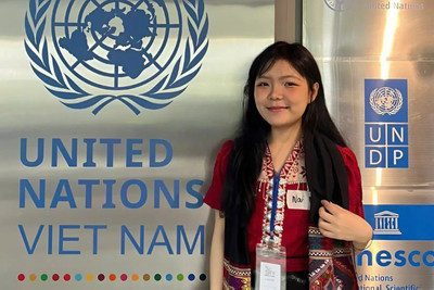 Nữ sinh 10X đạt á khoa toàn quốc