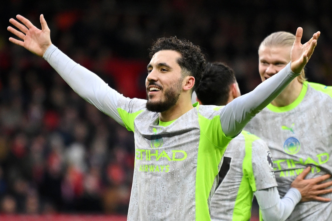 Cherki rực sáng, Man City thắng nghẹt thở