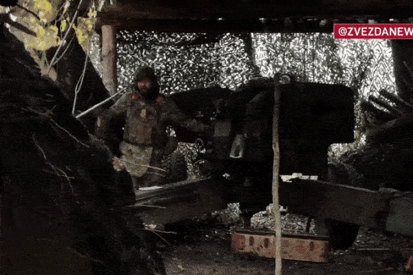  Video lựu pháo Msta-B Nga nã vào các điểm phóng UAV của Ukraine ở Sumy 