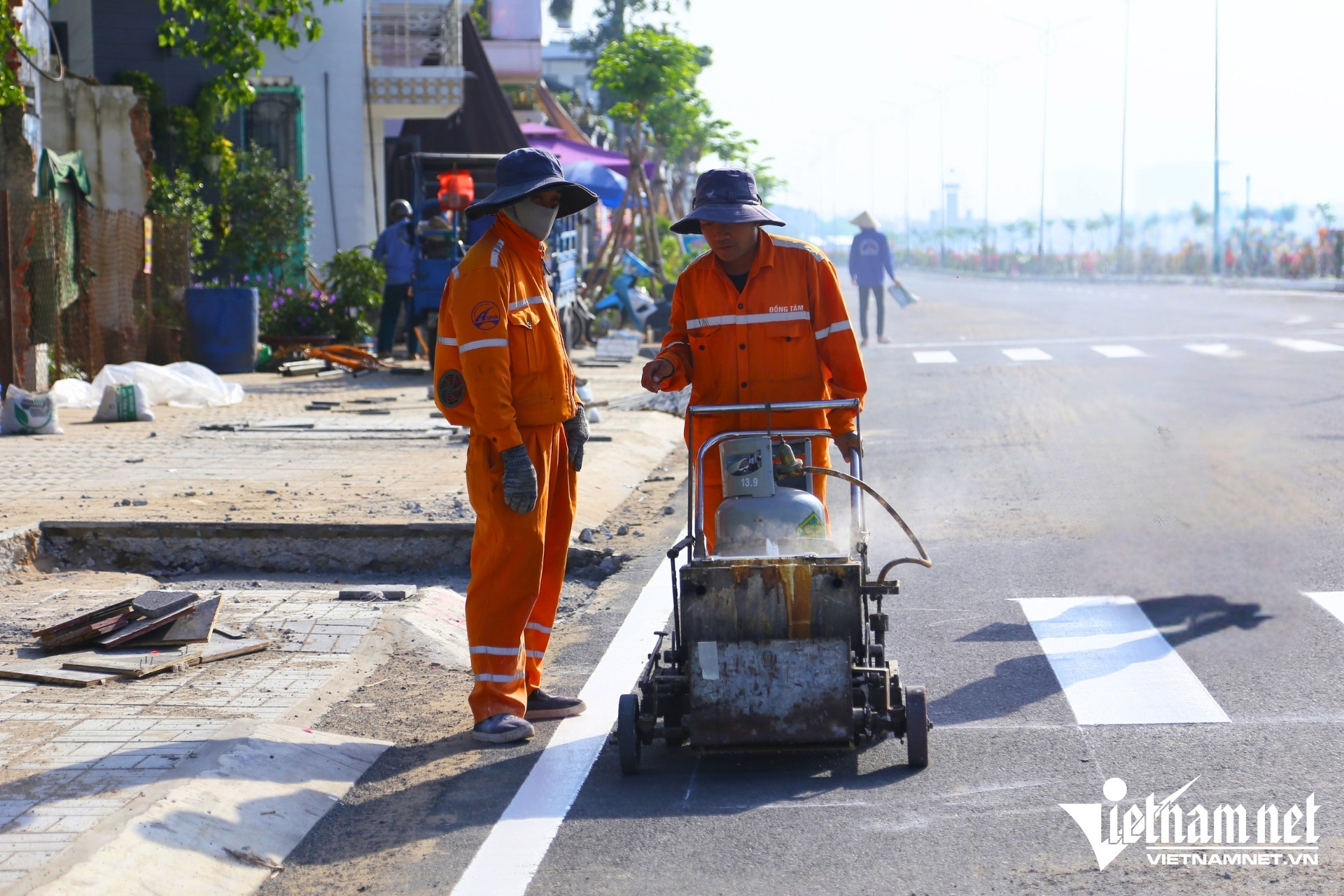 W-duong ven song6.jpg