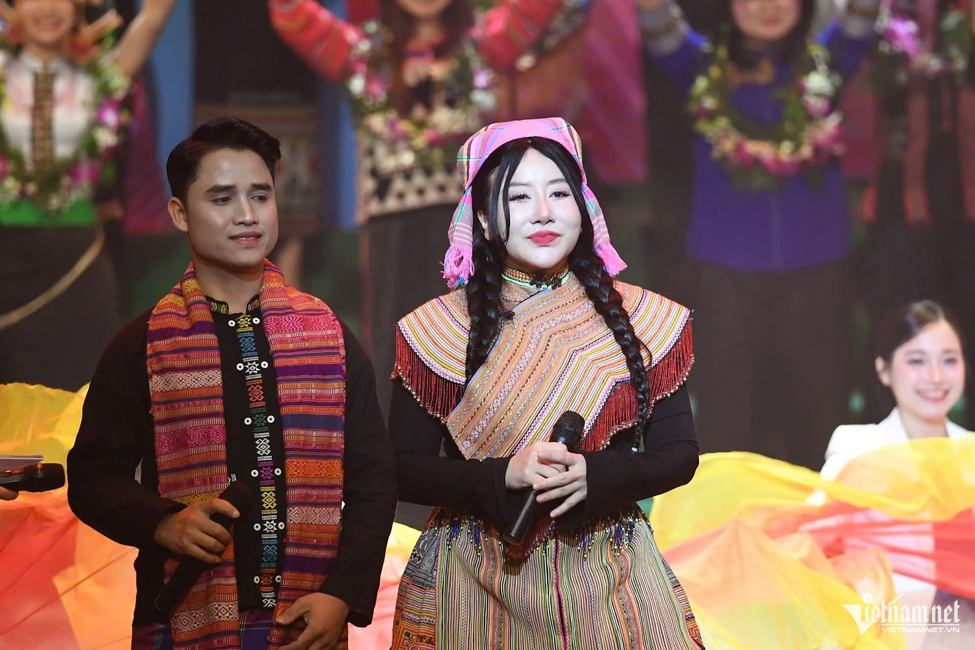 W-le tuyen duong7.jpg