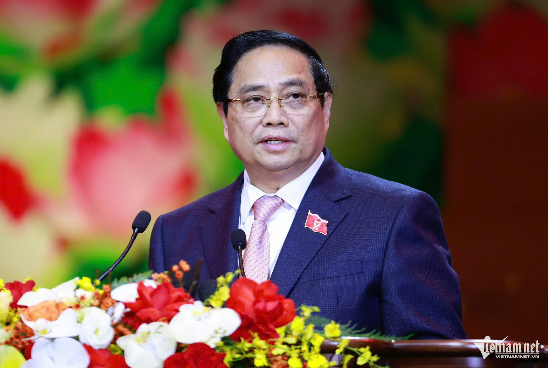 W-thủ tướng.jpg