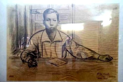  Ai là Tổng Bí thư đầu tiên của Đảng, khi mới 26 tuổi? 