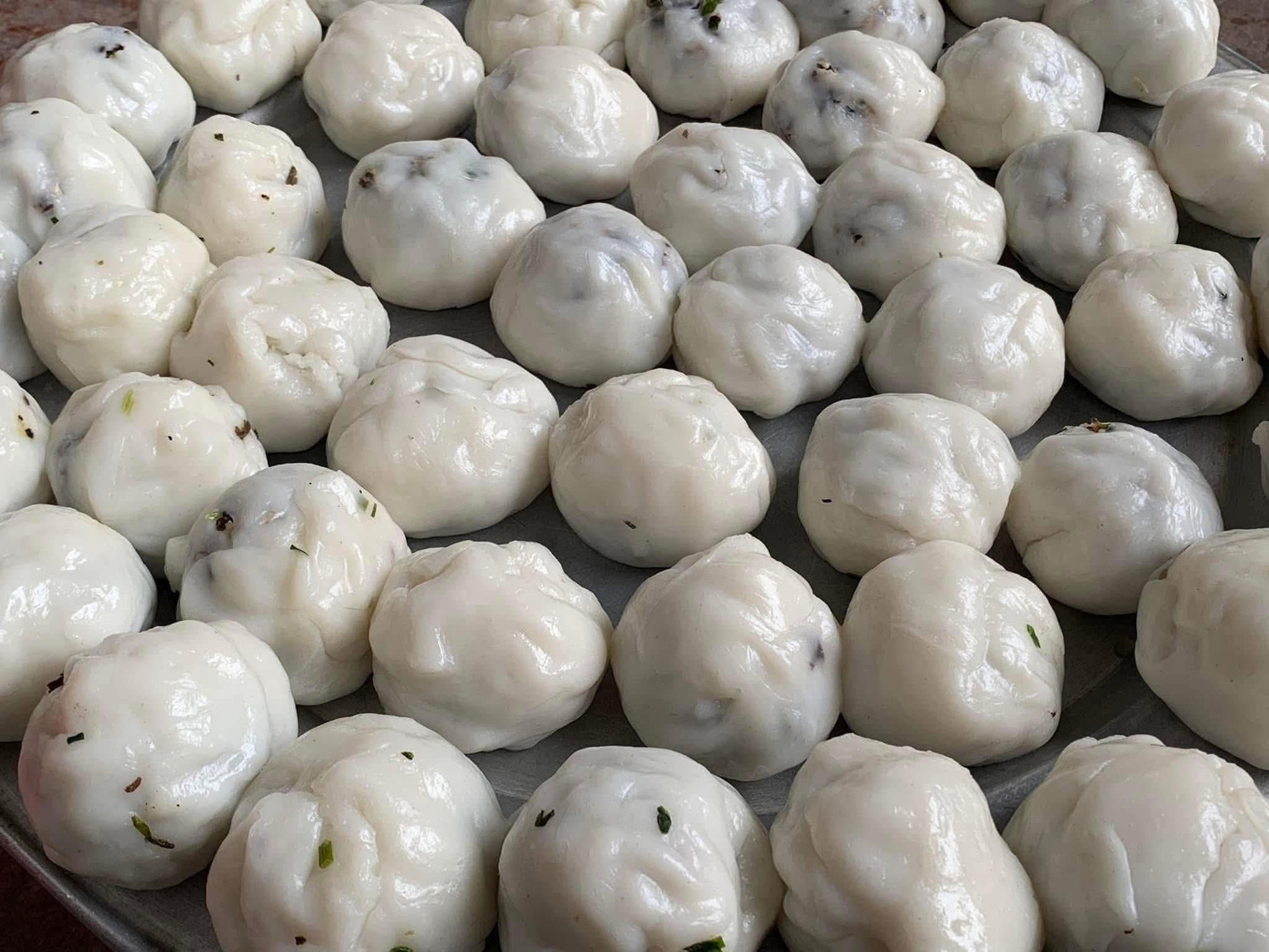 bánh hòn Hương Canh Đỗ Hương.jpg