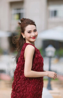 https://static-images.vnncdn.net/vps_images_publish/000001/000003/2025/12/28/batch-517123219-24364286706497972-38122392345134474-n-1704.jpg