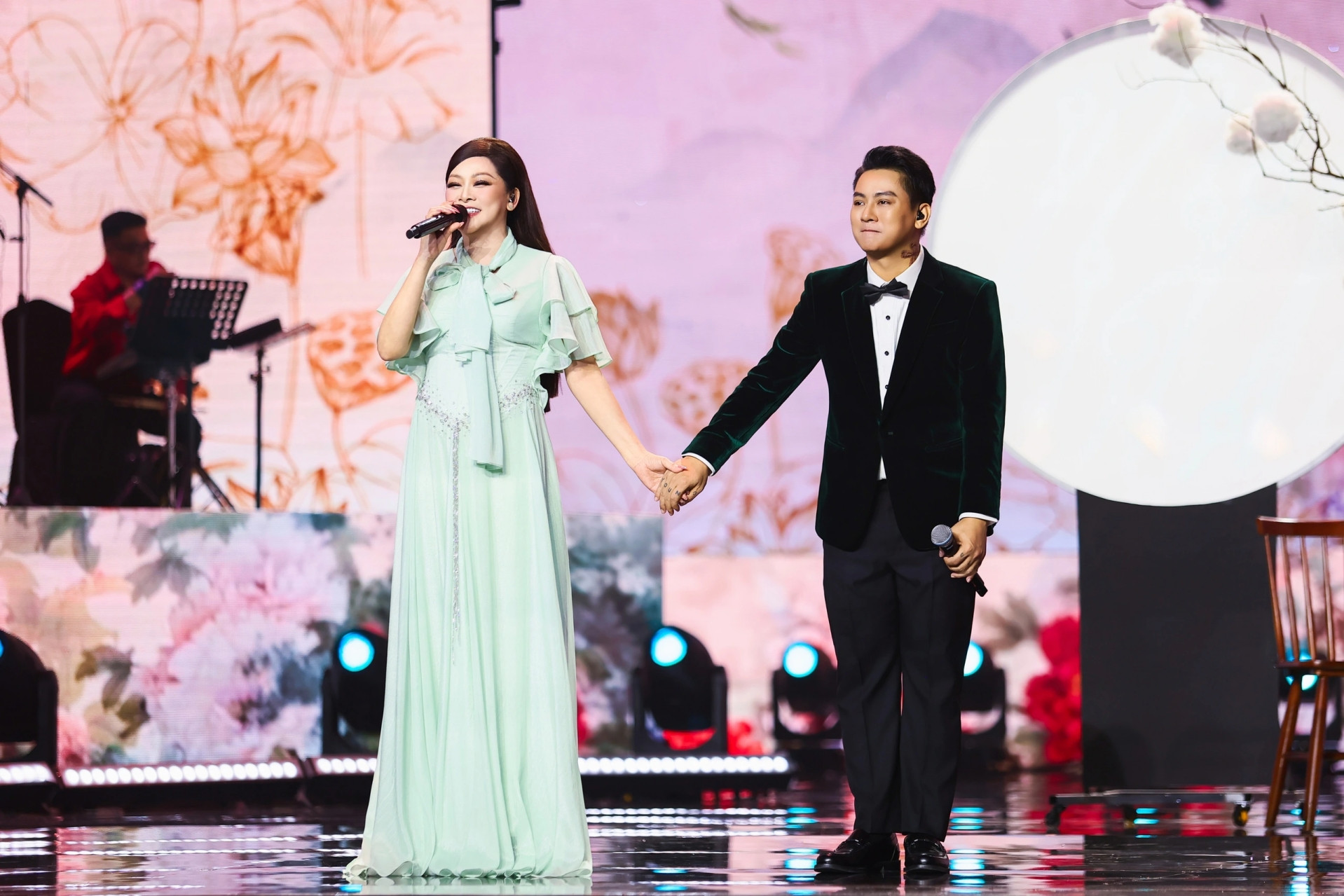 batch_khoi7910 176688741242958709698.jpg