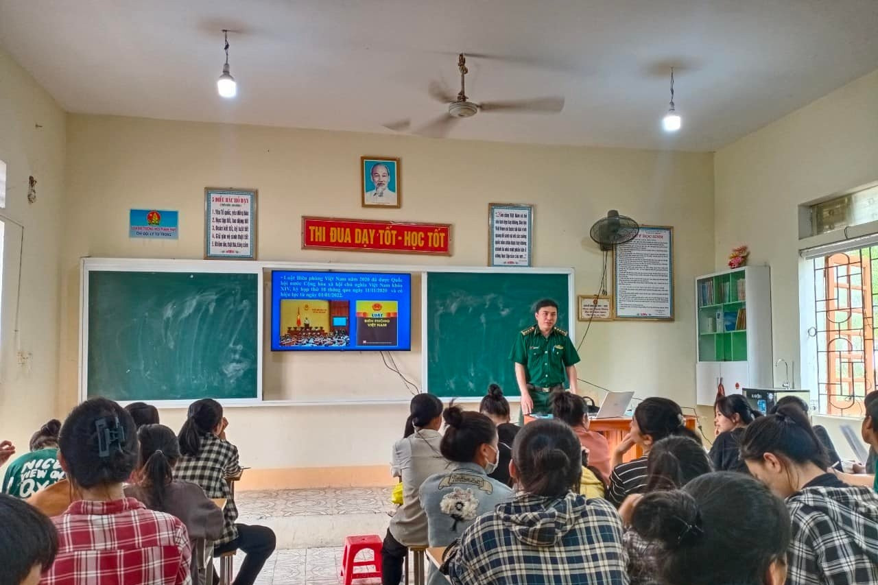 Đa dạng mô hình, lan tỏa pháp luật vào đời sống nhân dân biên giới