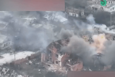 Hình ảnh Nga tấn công, kiểm soát thành phố chiến lược Huliaipole