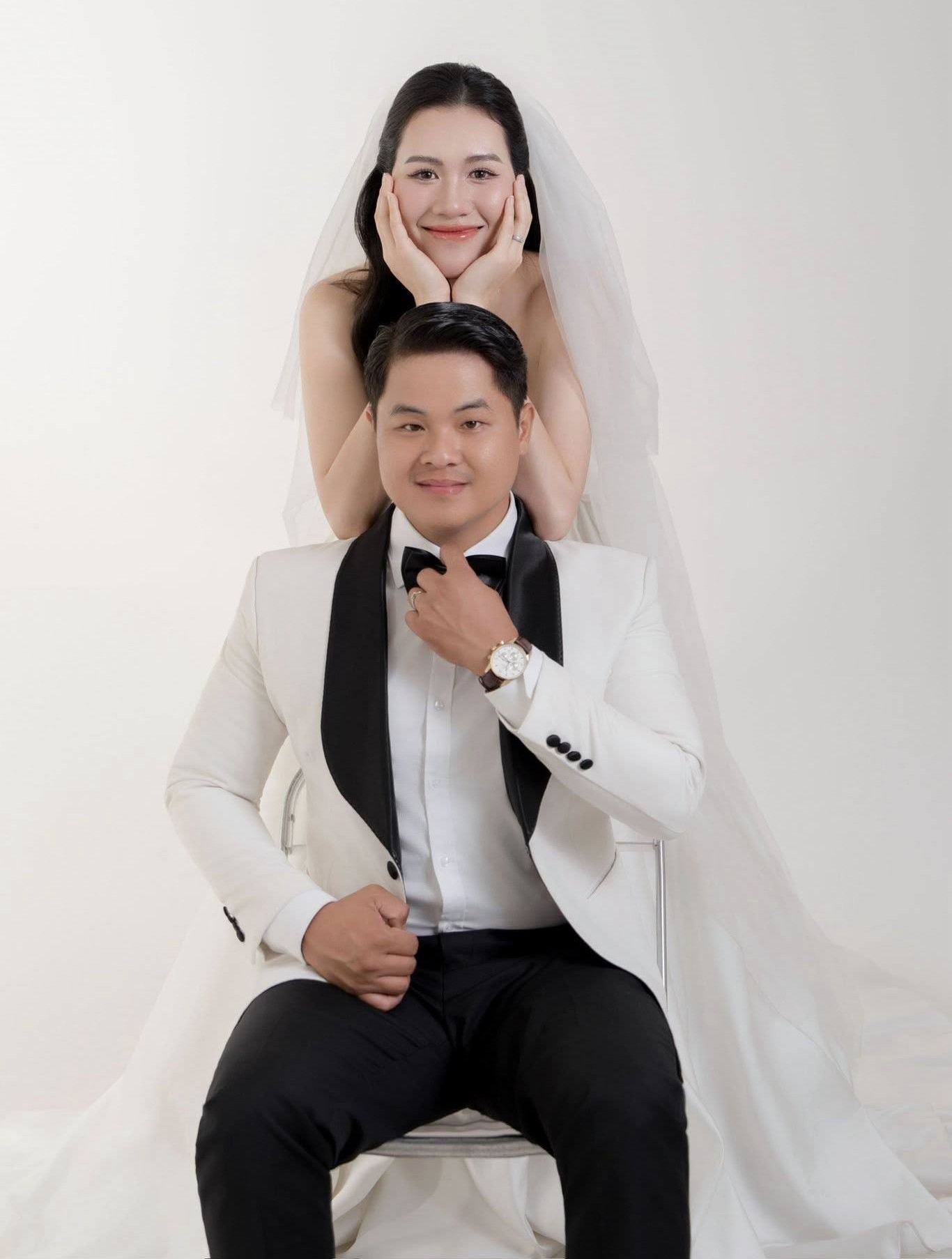 Hotgirl bóng chuyền Việt Nam rộn ràng lên xe hoa nguyen thi trinh 2.jpg