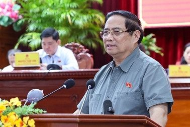 Thủ tướng: Dự kiến đầu tư gần 700 nghìn tỷ đồng cho y tế và giáo dục trong 10 năm tới