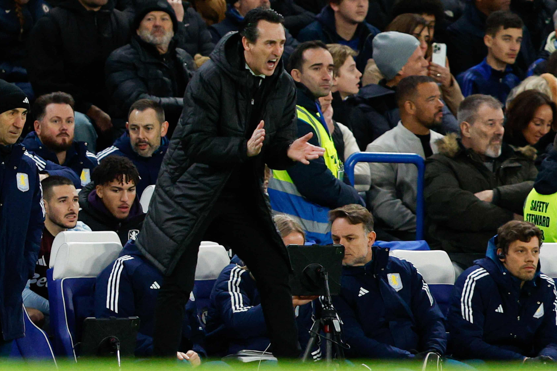 Unai Emery Chelsea Aston Villa.jpg