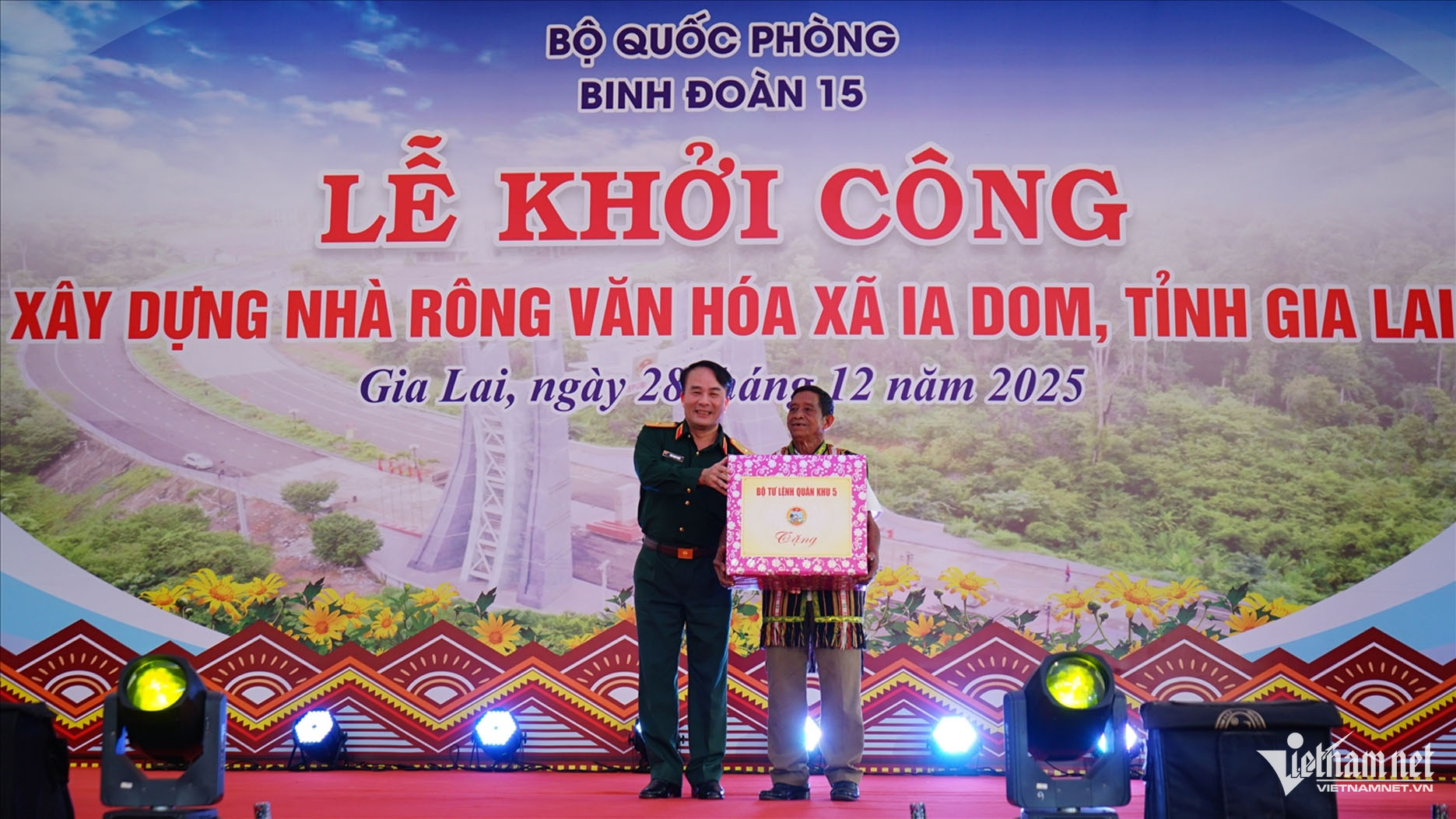W-Binh đoàn 15 9.jpg