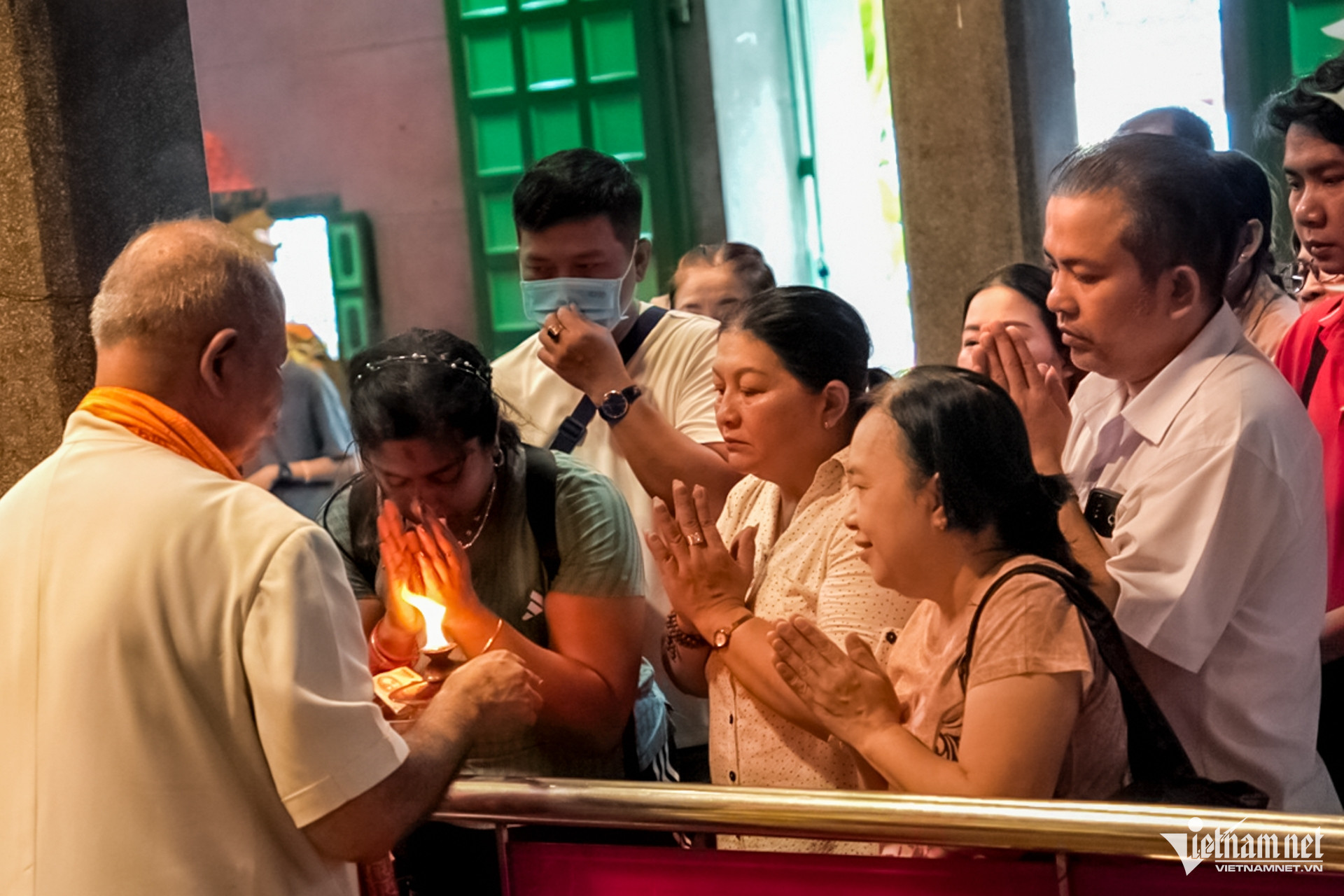 W-Đền bà Mariamman TPHCM 17.jpg