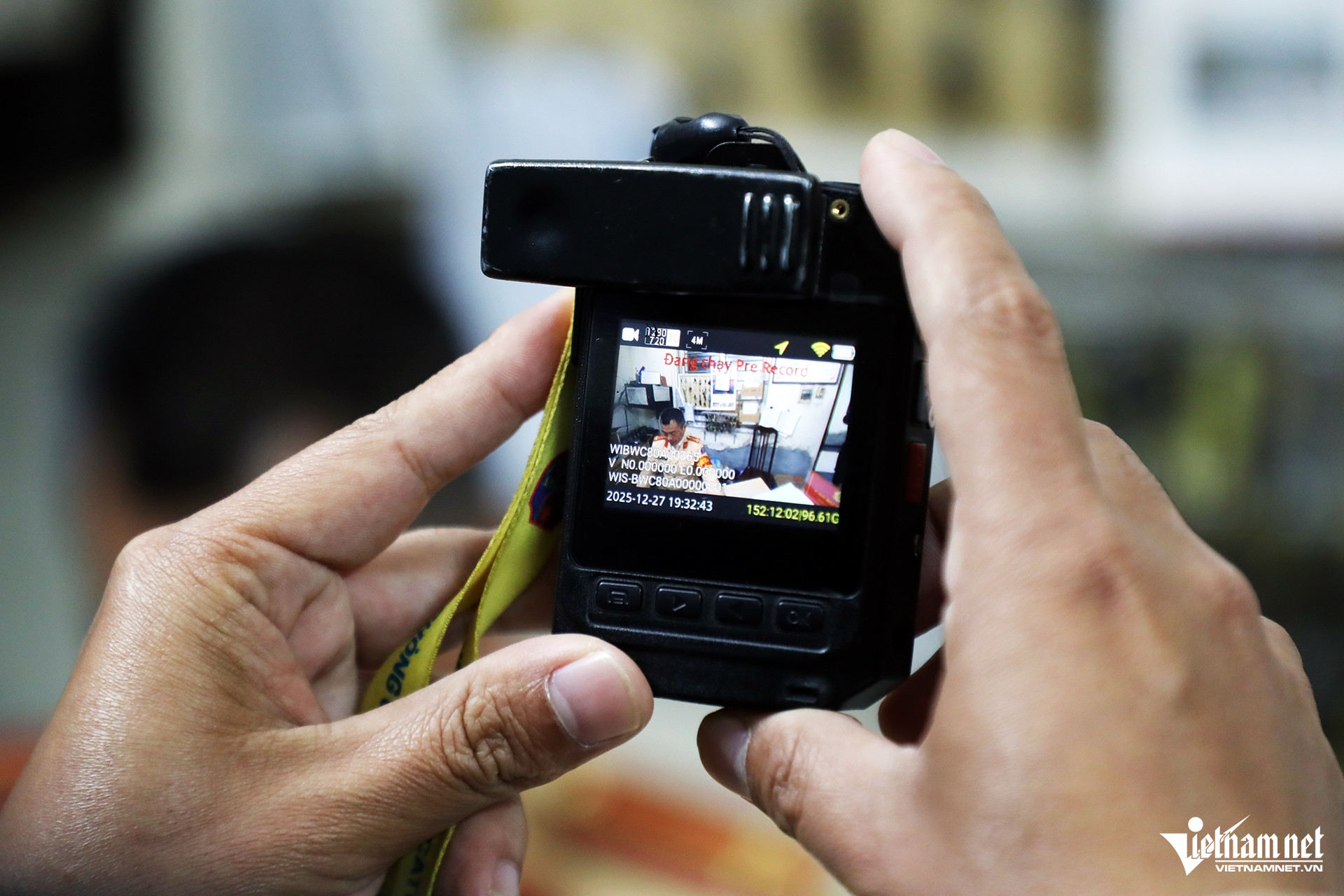 W-hoa trang ghi hinh 1.JPG.jpg