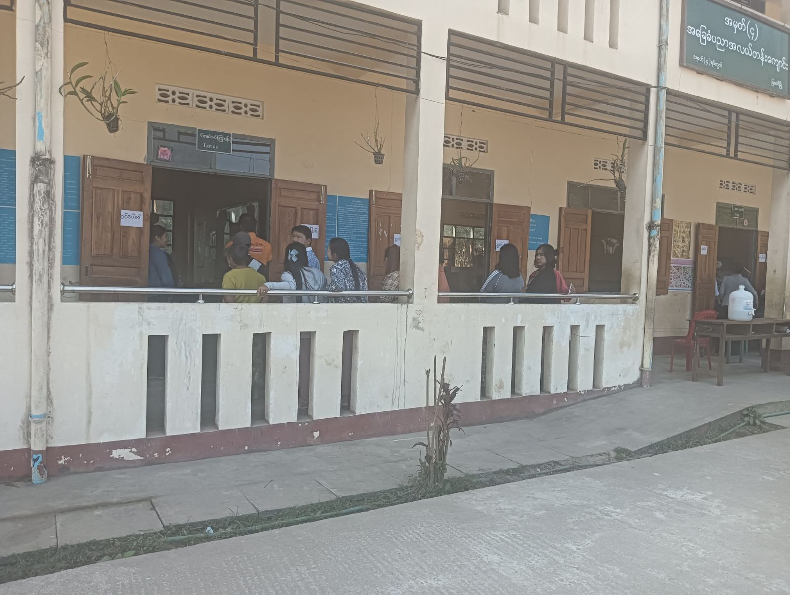 0 02 06 5cd9c018aa2.jpg