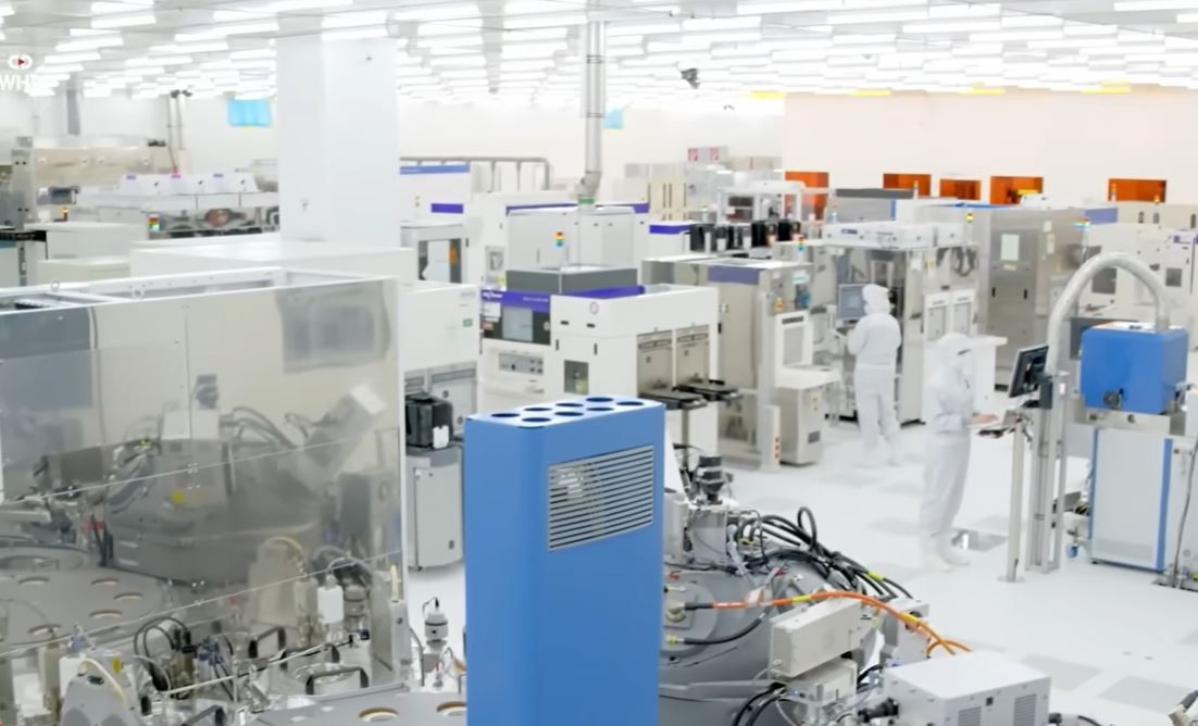 bán dẫn Hà Lan.JPG