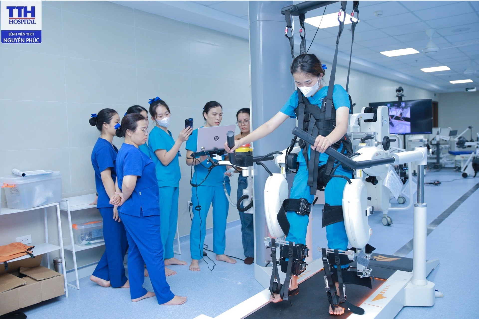 Bệnh viện YHCT Nguyên Phúc ứng dụng công nghệ cao trong phục hồi chức năng