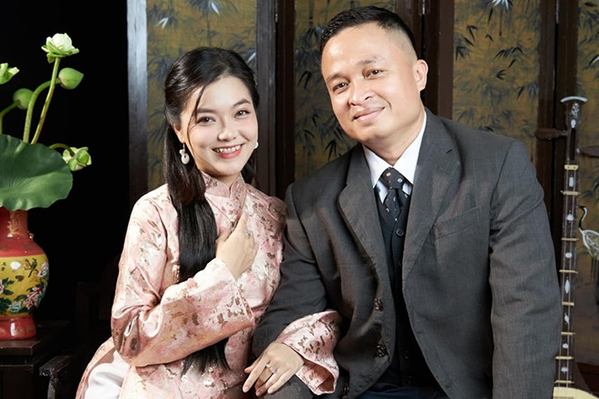  Ca sĩ Thanh Ngọc ngày càng gợi cảm tuổi 42, được chồng bác sĩ cưng chiều 