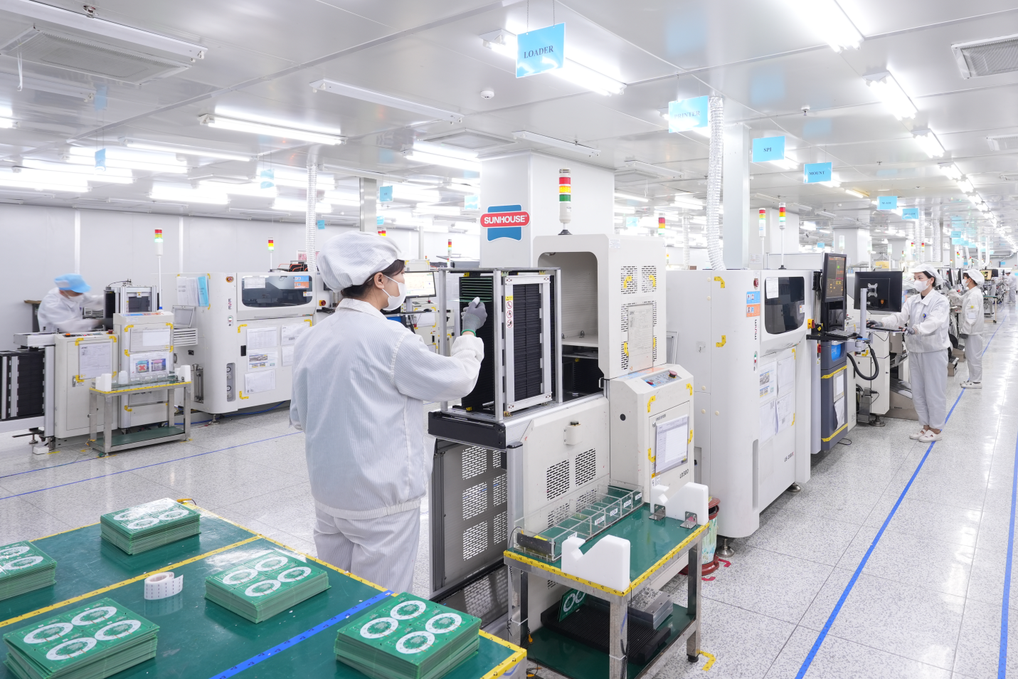 Chuyển đổi số - ‘chìa khóa’ mở cánh cửa bứt phá cho kinh tế tư nhân Việt Nam