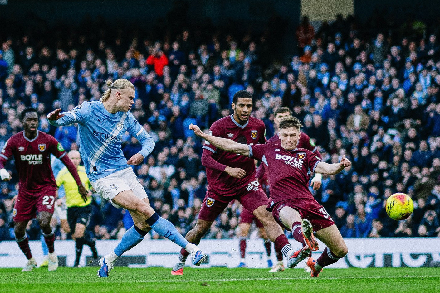 Haaland Man City.jpg