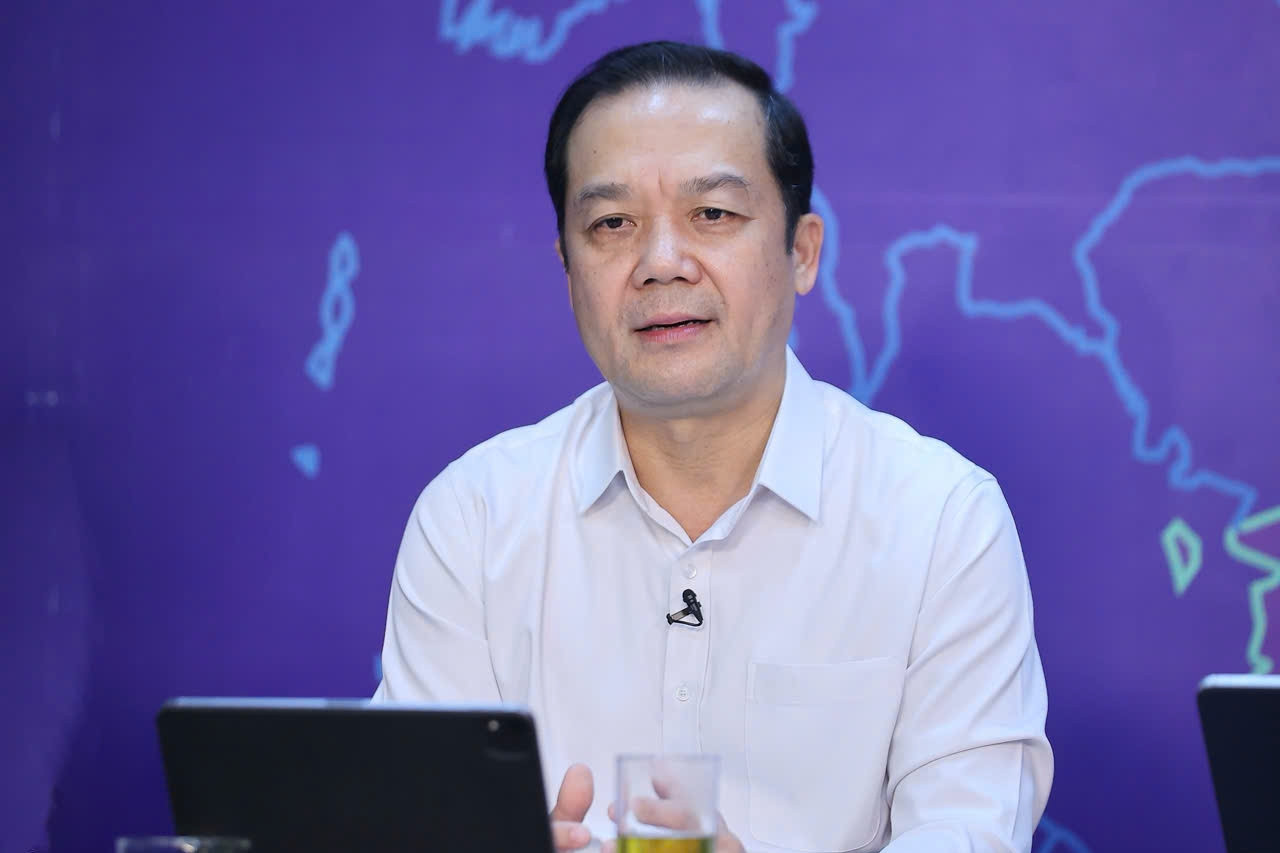 Khi mô hình quản trị được thiết kế lại từ dữ liệu và con người