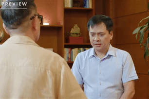 'Lằn ranh' tập 41: Chánh thanh tra báo cáo chủ tịch tỉnh việc vợ mình nhận hối lộ