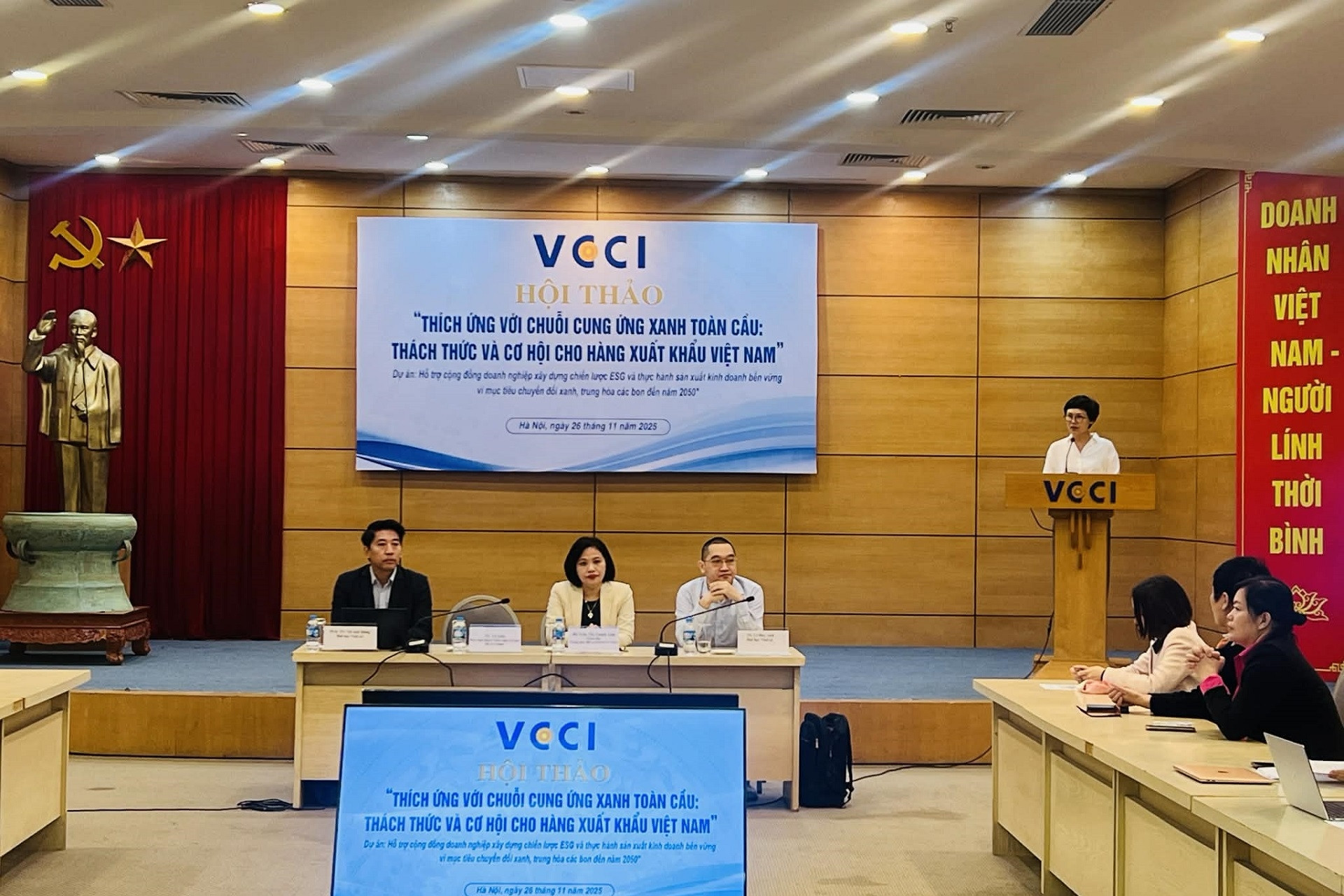 Từ áp lực carbon đến tấm vé hội nhập toàn cầu