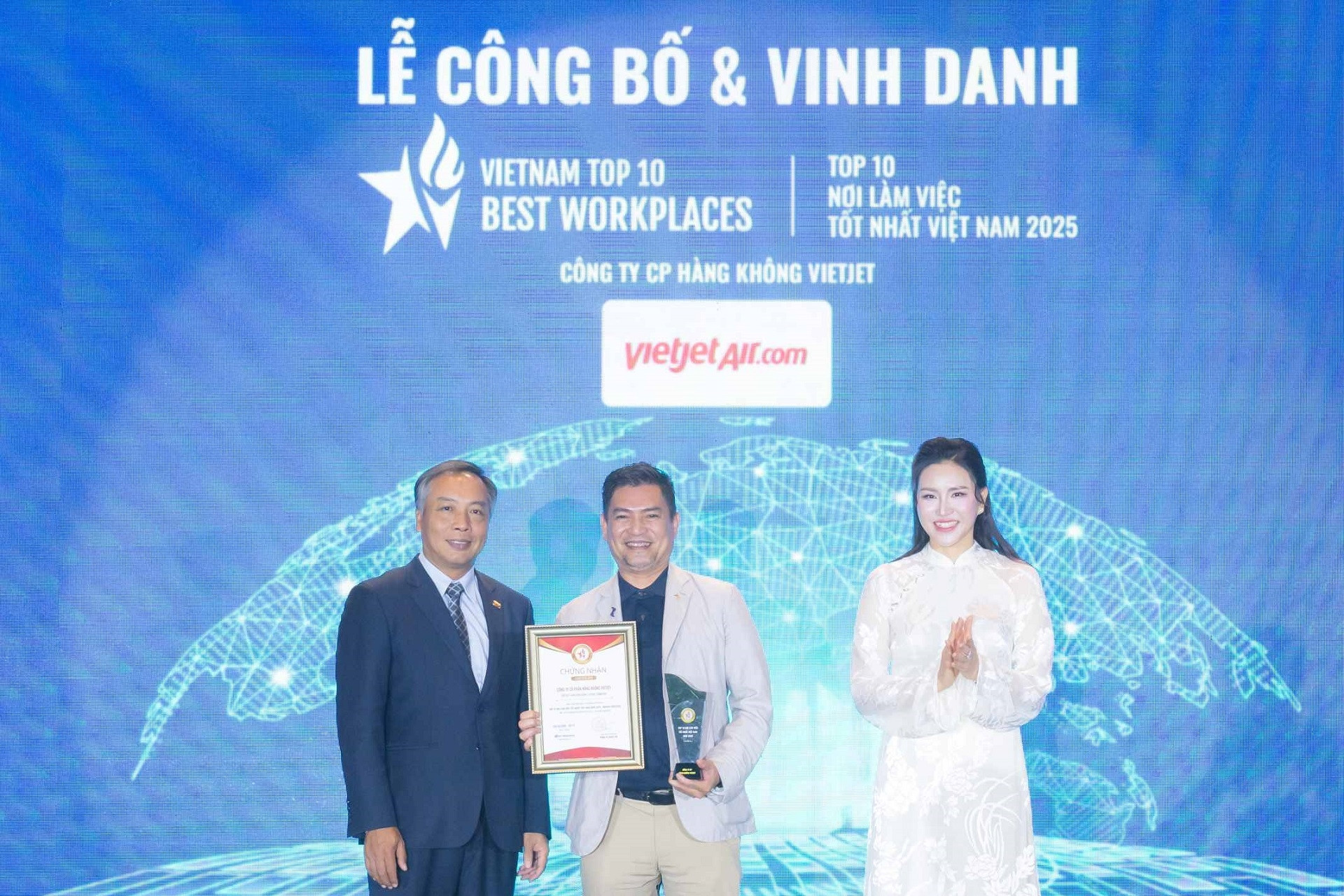 Vietjet vào Top Nơi làm việc tốt nhất Việt Nam 2025