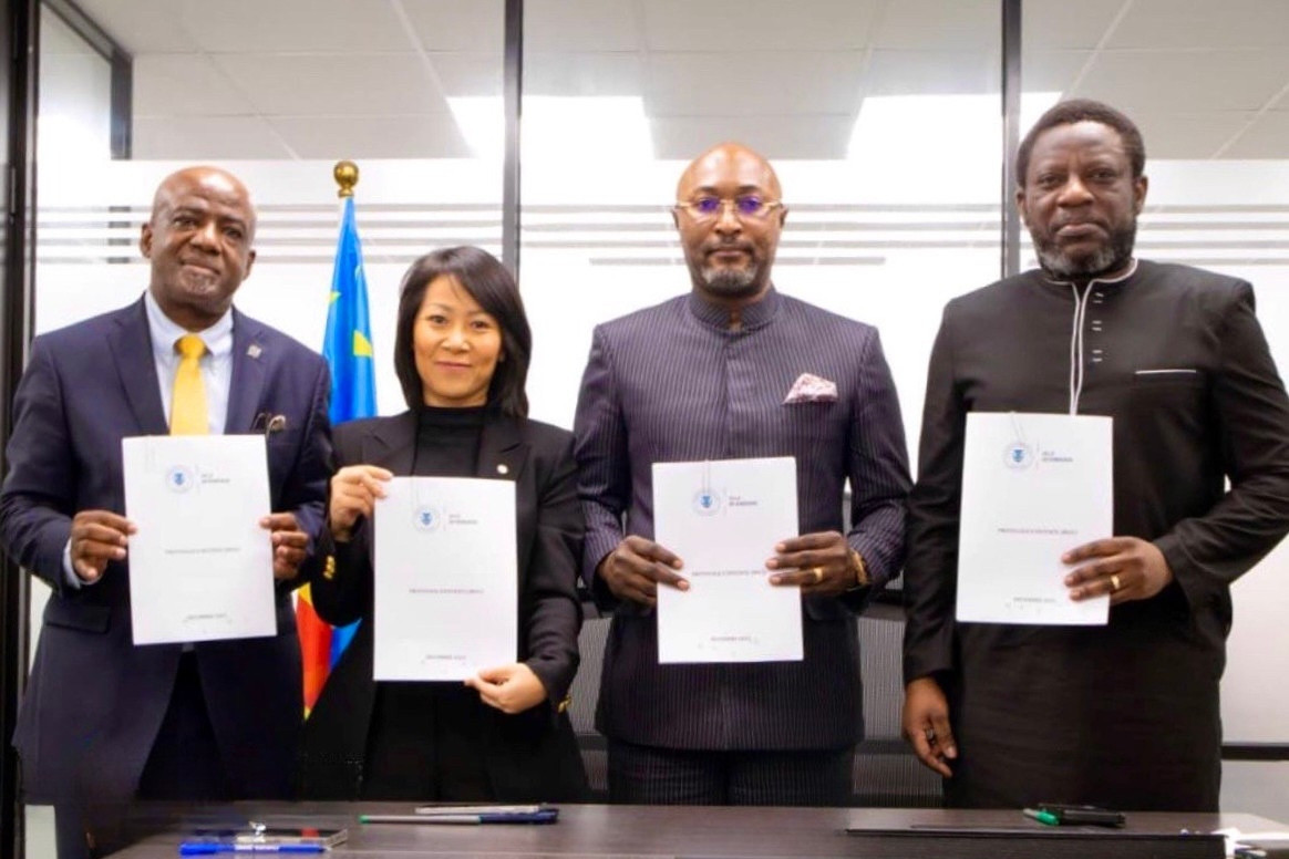  Vingroup và Thủ đô Congo đẩy mạnh hợp tác toàn diện lĩnh vực giao thông xanh 